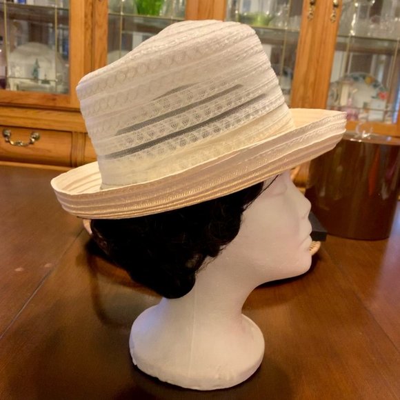 Hat - Picture 2 of 4